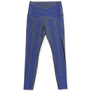 Fanka Resistance Pocket Leggings In Cloud Gray/Aurora Violet Sz M